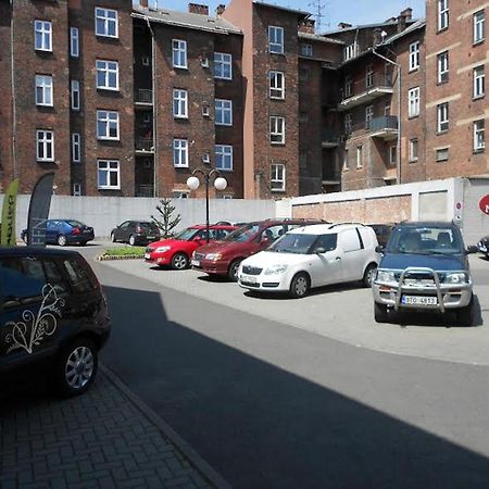 Hotel Na Kafkove オストラヴァ エクステリア 写真