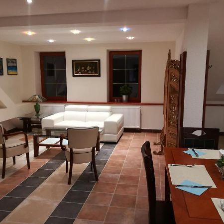 Hotel Na Kafkove オストラヴァ エクステリア 写真