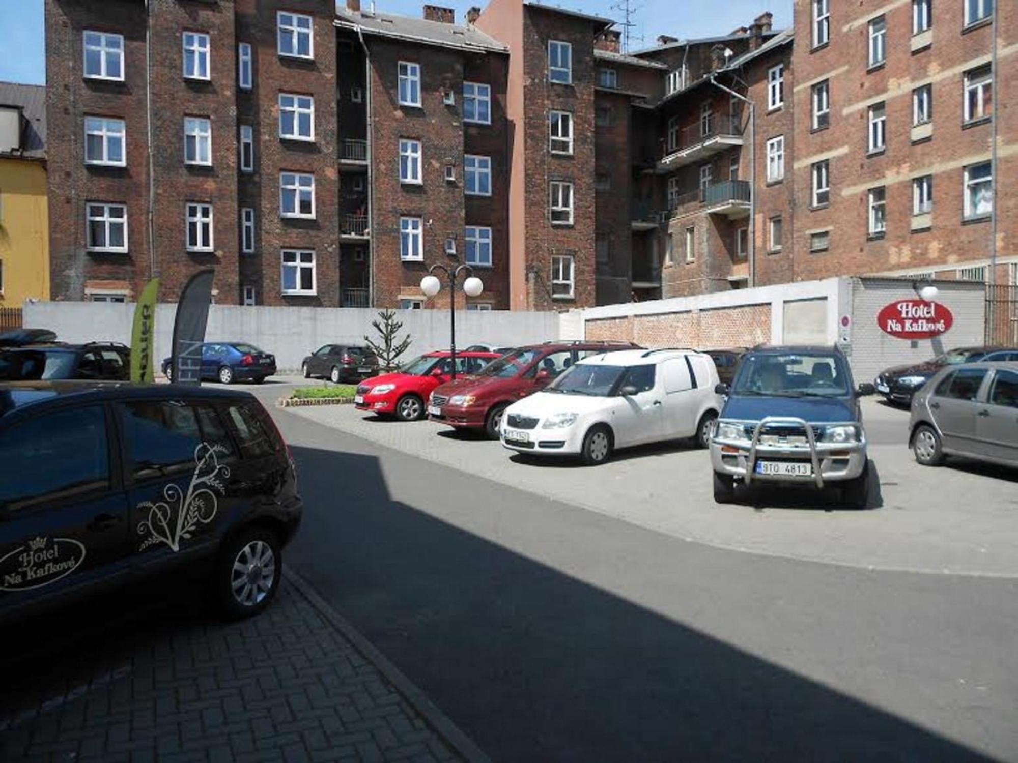 Hotel Na Kafkove オストラヴァ エクステリア 写真