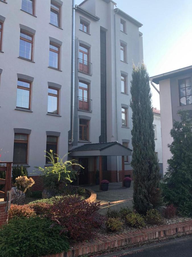 Hotel Na Kafkove オストラヴァ エクステリア 写真